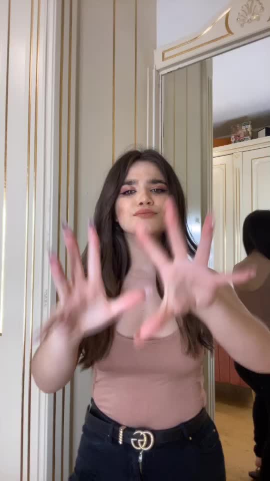 @Bennylolloo