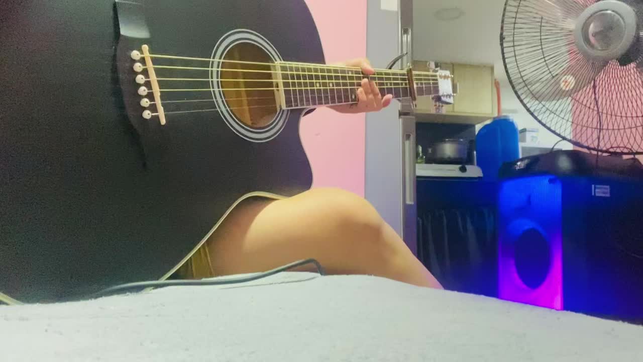 @callmealyrii