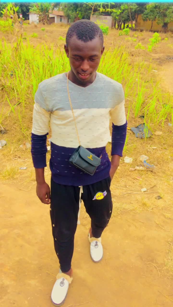 @Itz Alie Tombo
