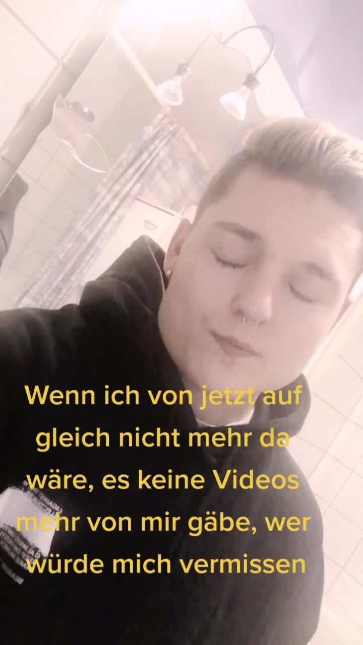@_KLEINERWOLF_
