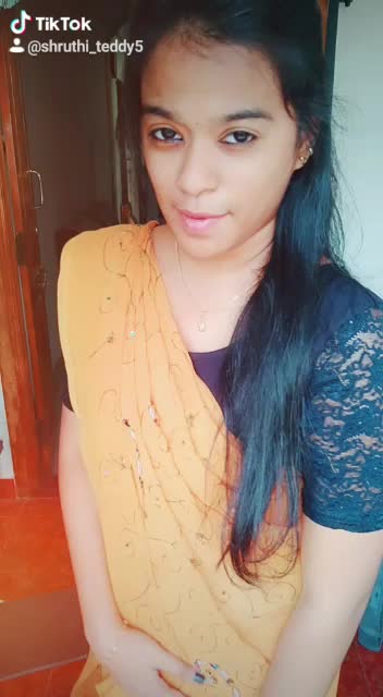 @shonali_pavi