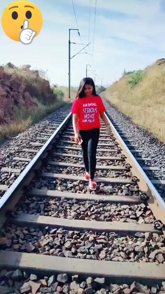 @☺️ Sona_Tirkey ☺️