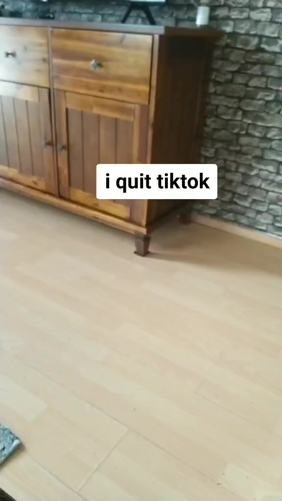 @..........