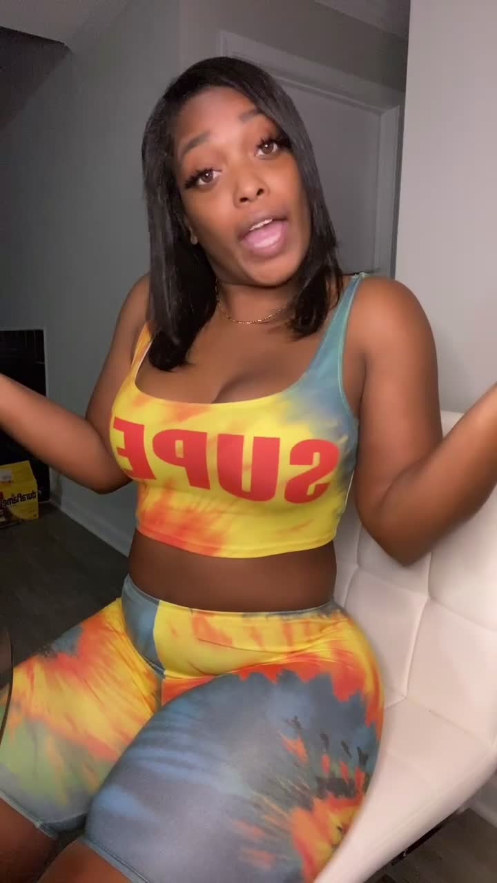 @sheiskatalina