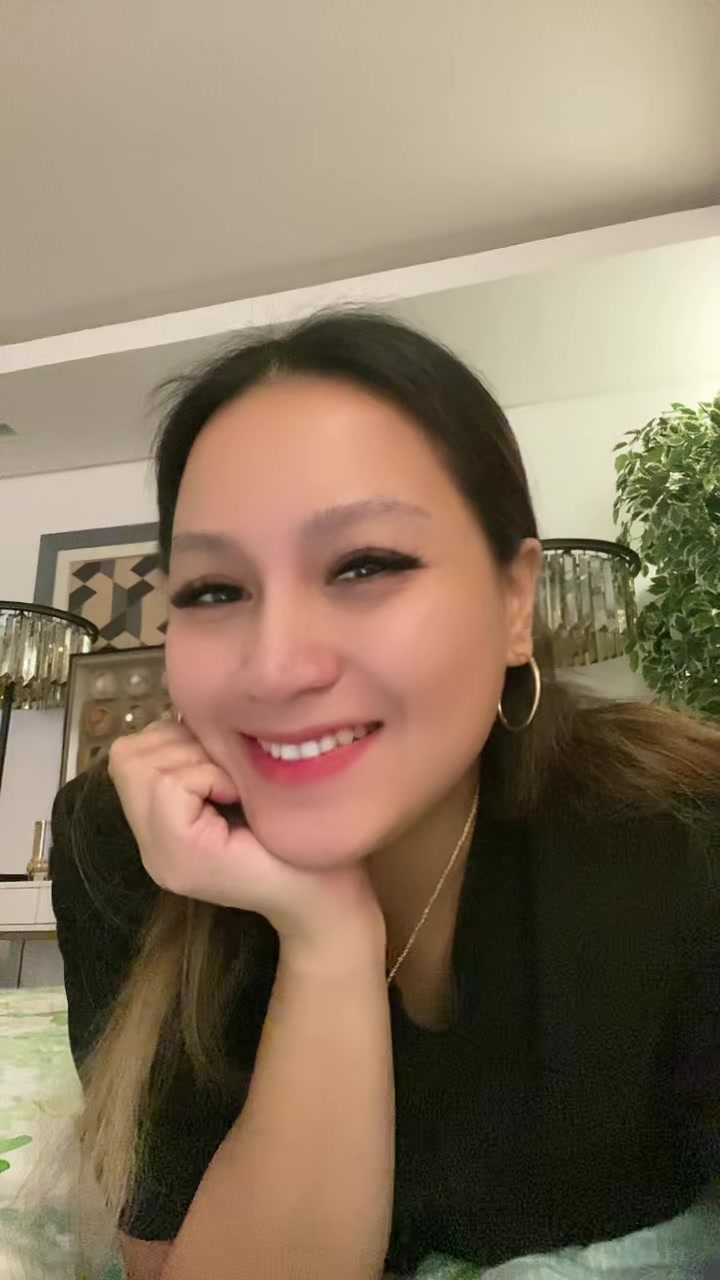 @Veronica Claire Luxury
