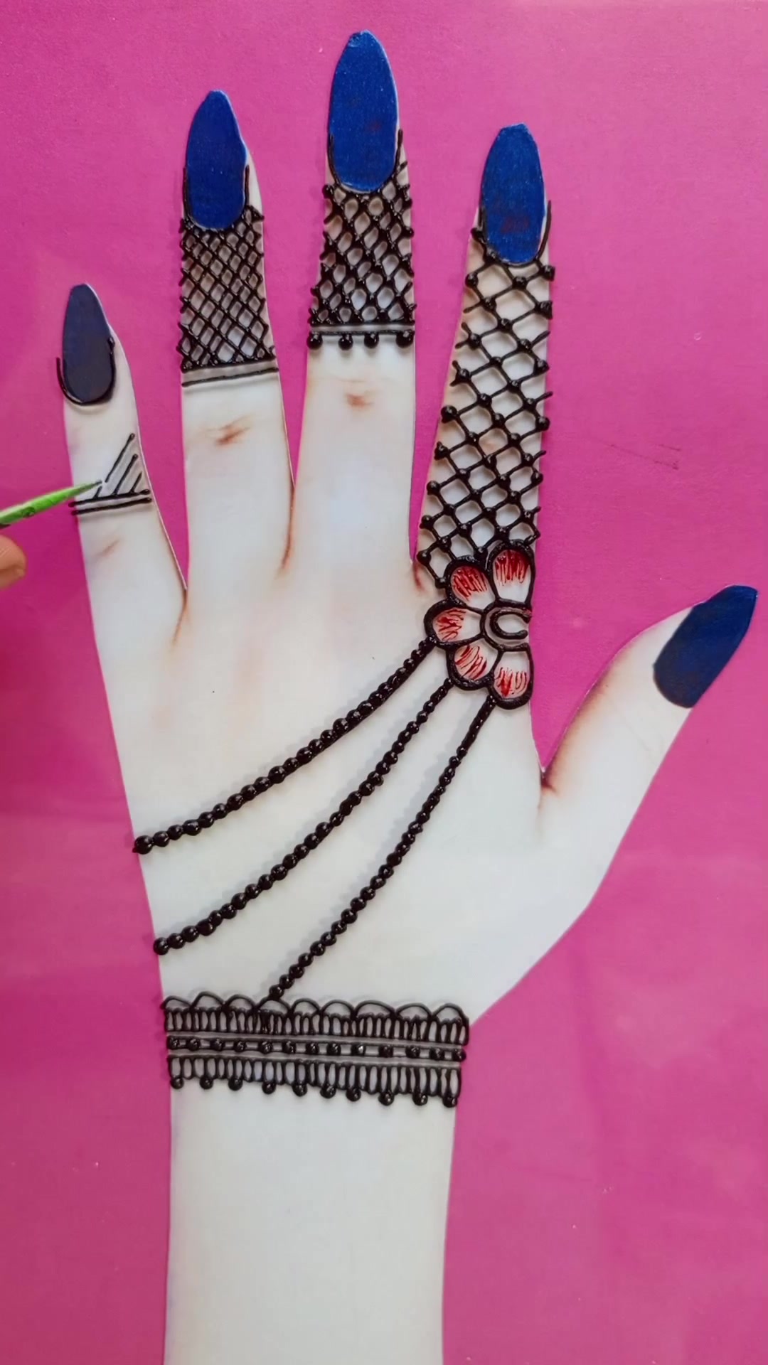 @Rizwana Mehndi Creation