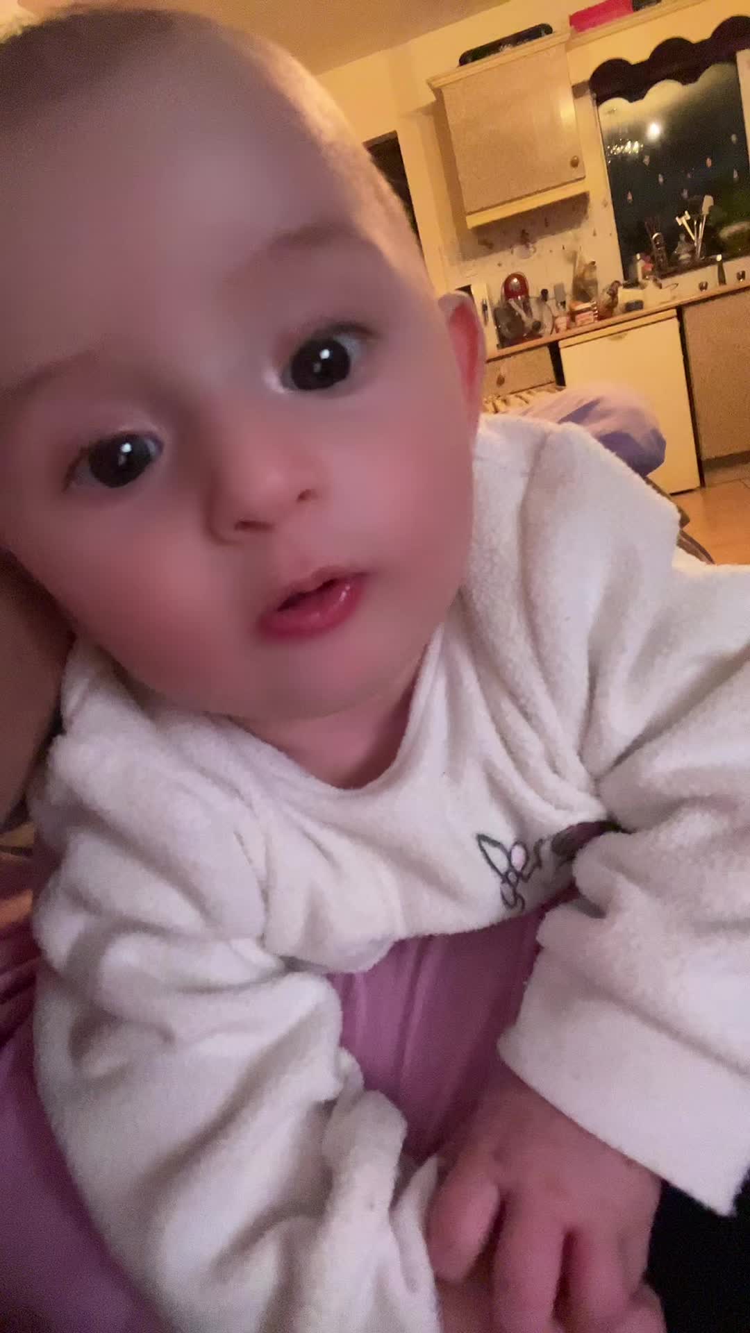 @Elena Suciu
