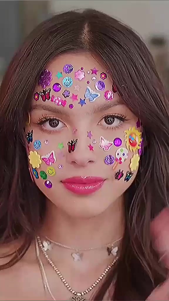 @Sophia