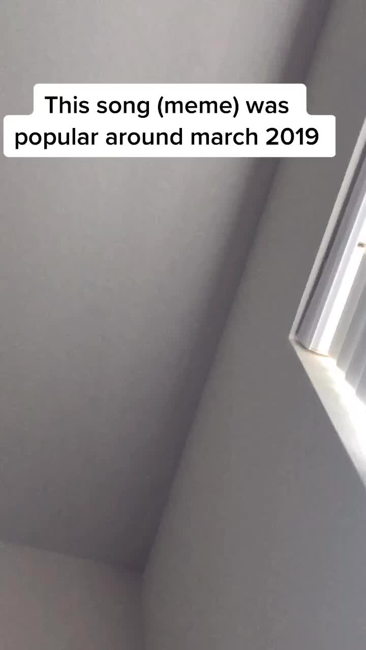 @⃟