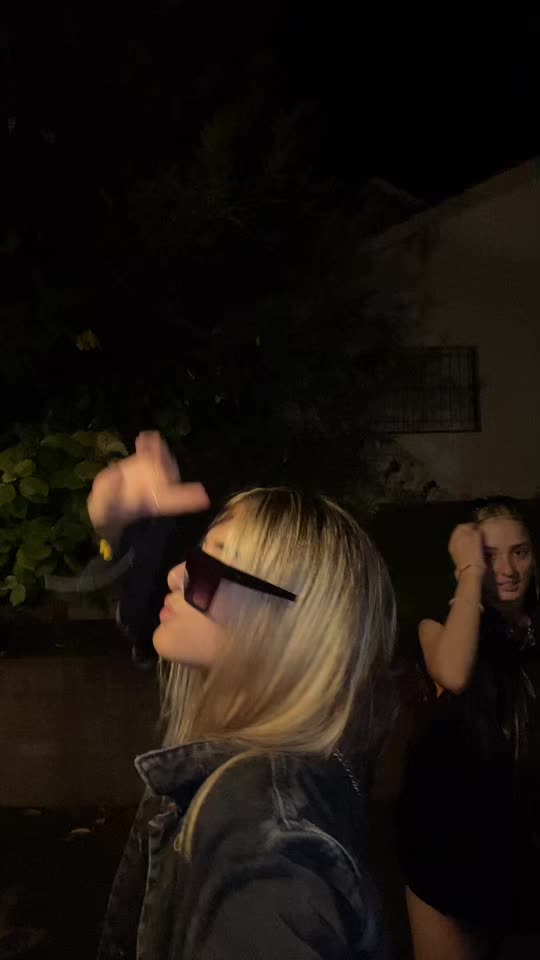 @delfininni