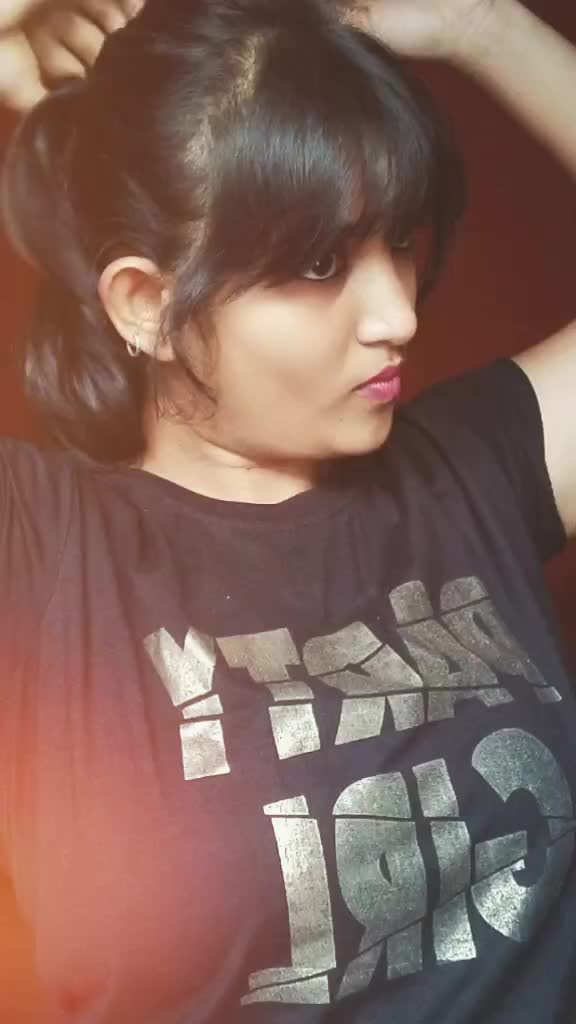 @👑Deepthee Dimple👑