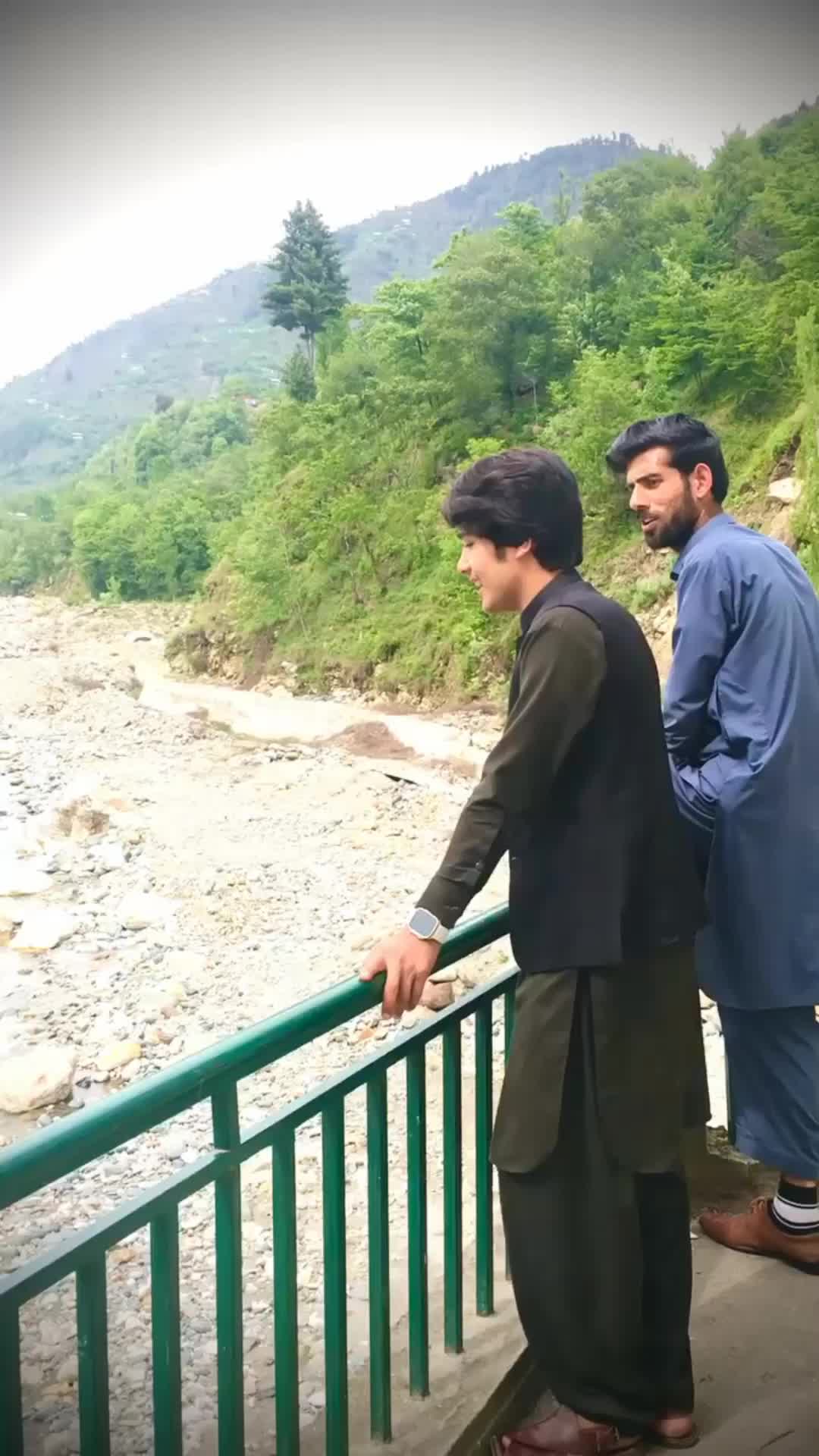@ASHRAF KHAN 🚩