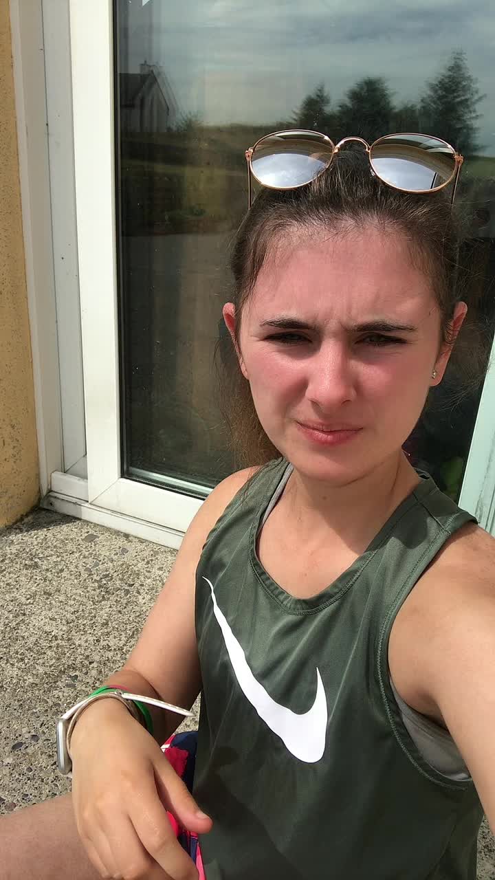 @Chloe Corrigan