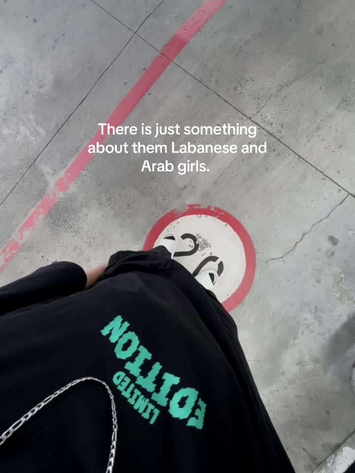 @giulethaabrahams