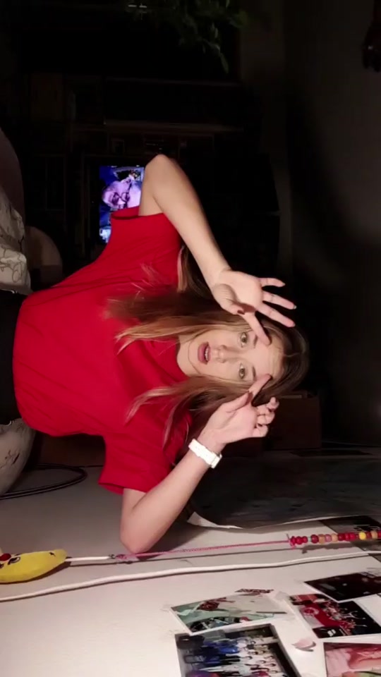 @LARA💋