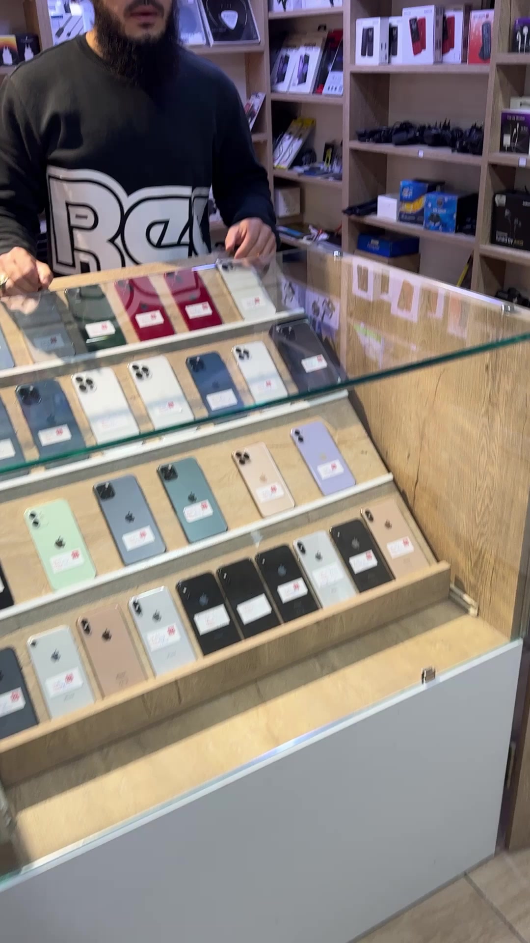 @Bakalli phones