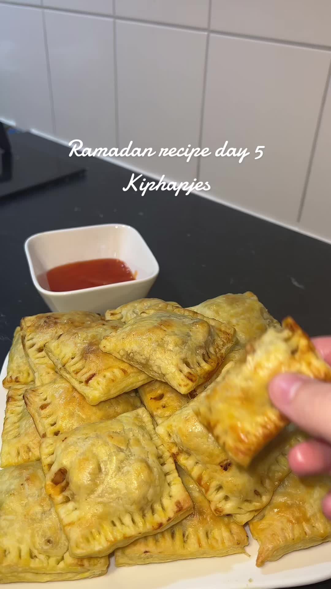 @Oummoussa