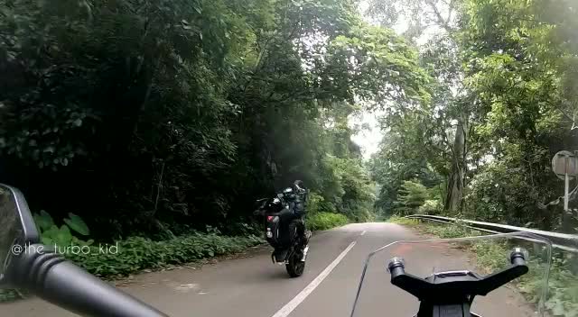 @സഖാവ് Abhi