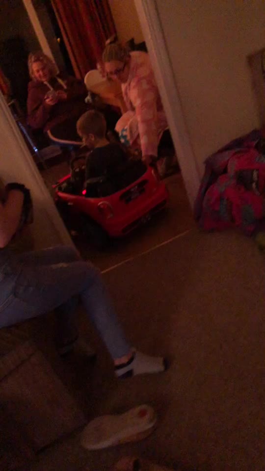 @Maddiejones_single