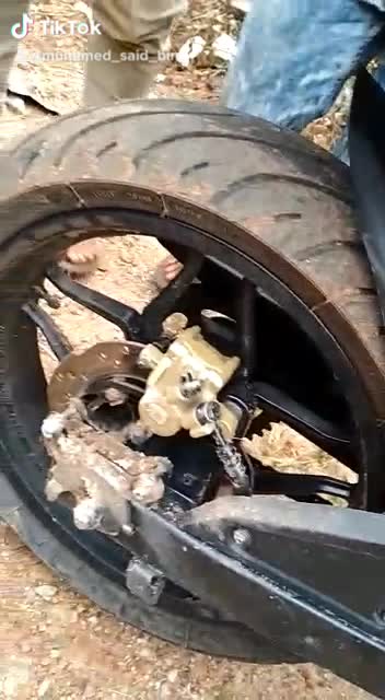 @Machine_headed_200