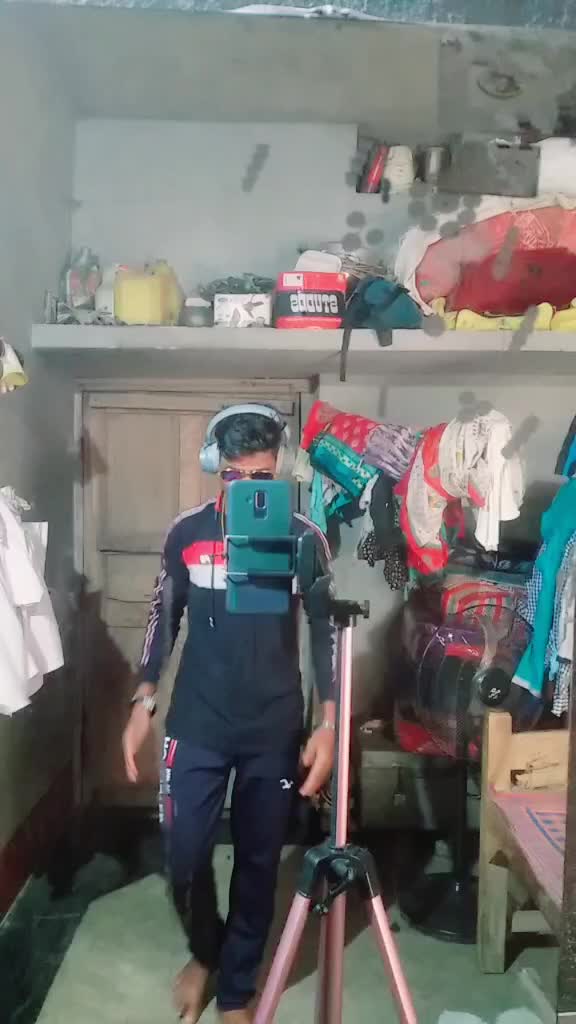 @Chinu Malik 979