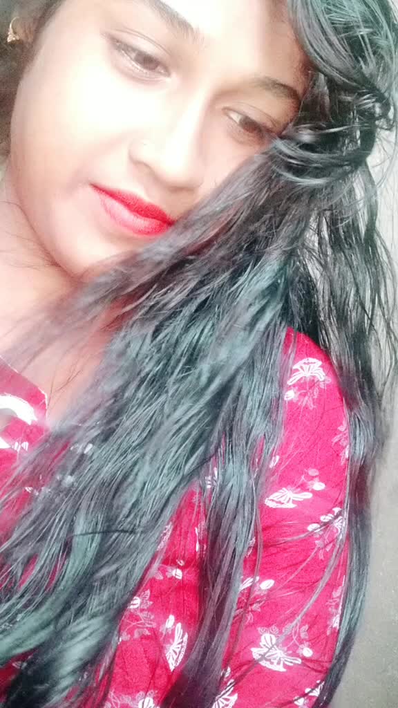 @Queen 👸 Jayashree