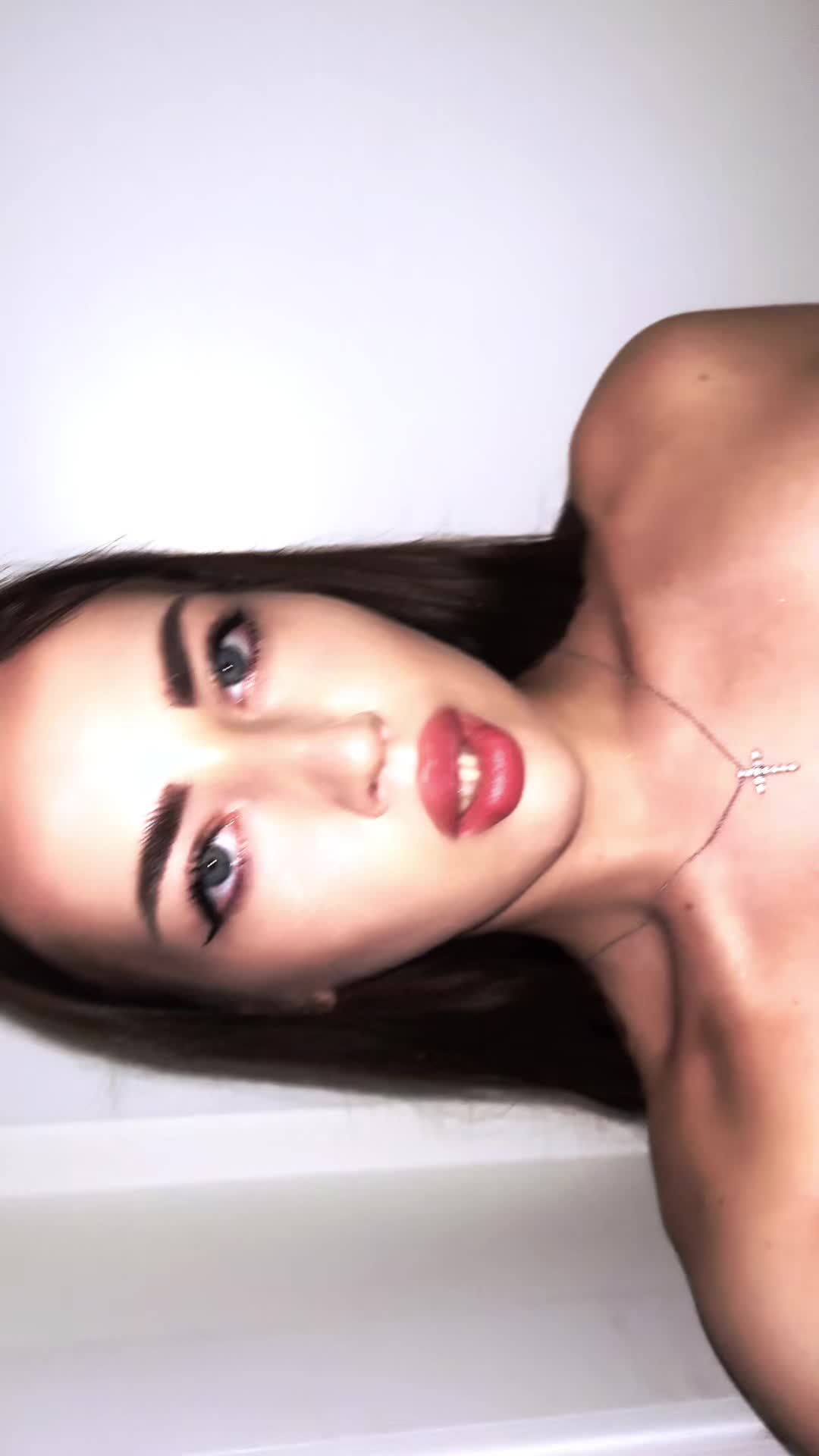 @Anastasia Poplavska