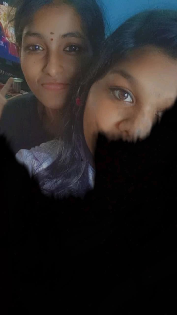 @crazy selfie queen