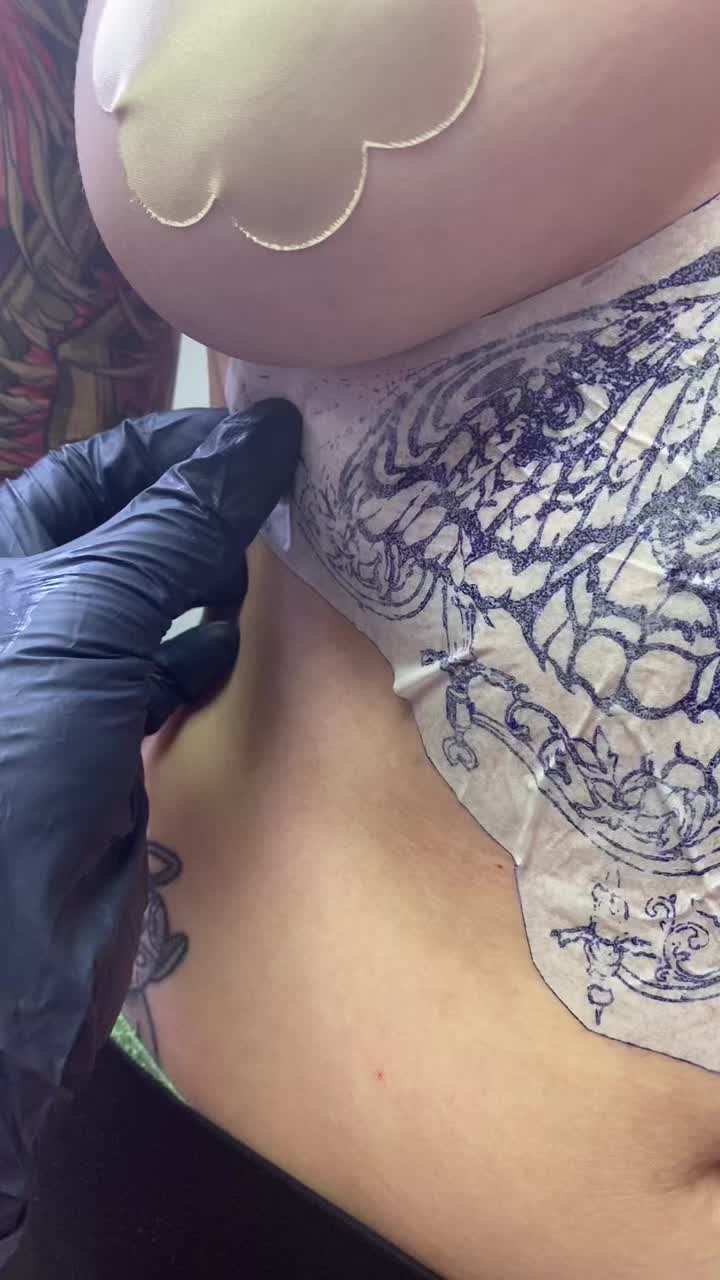 @Lindsay Rose Tattoos