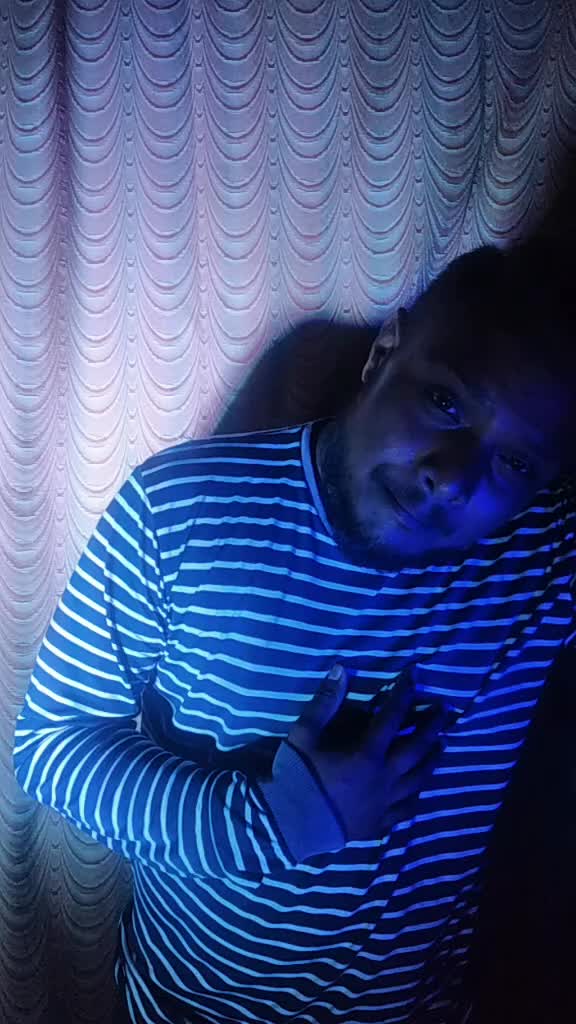 @user34302877381