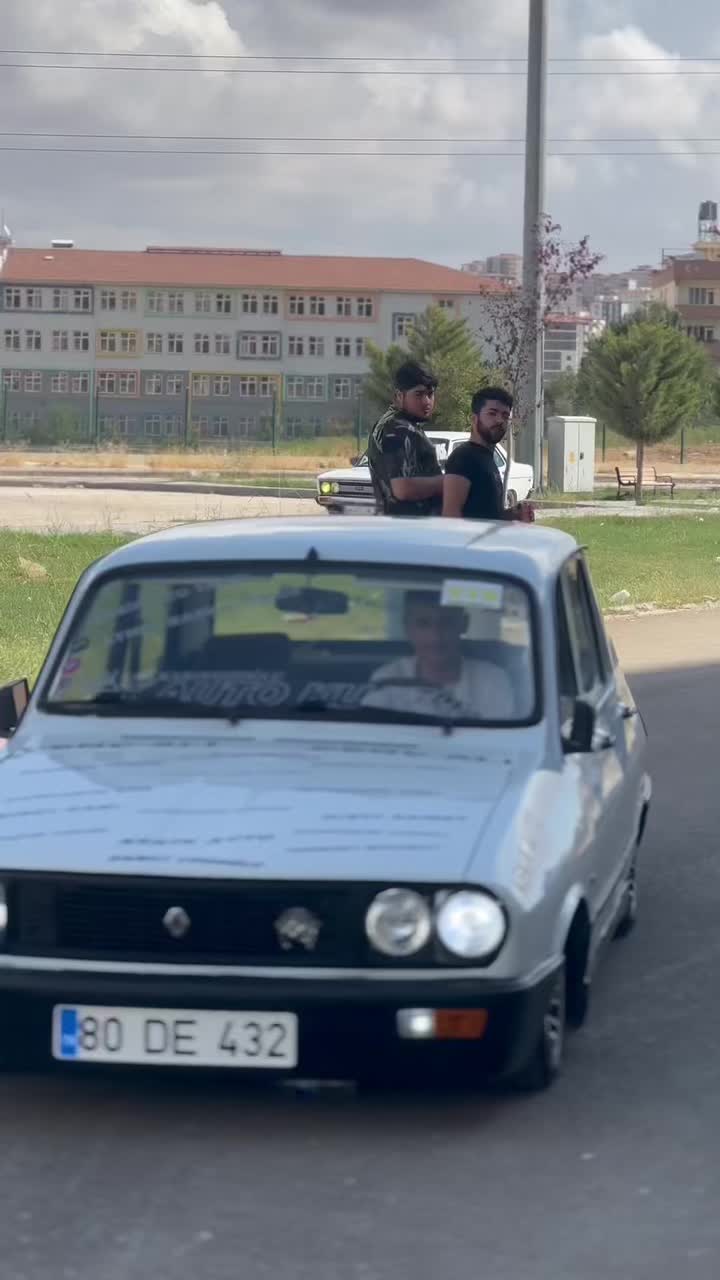 @cankarinsizoglu