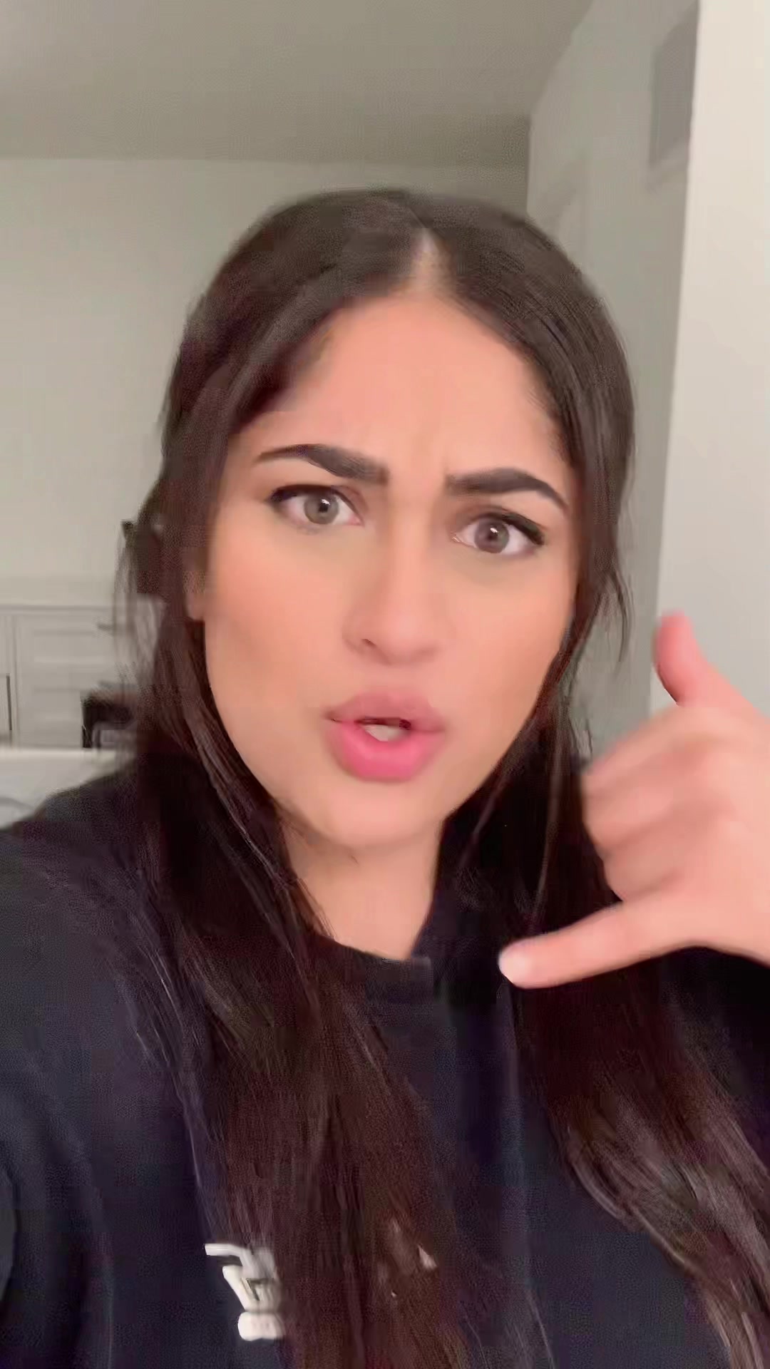 @Kthind_