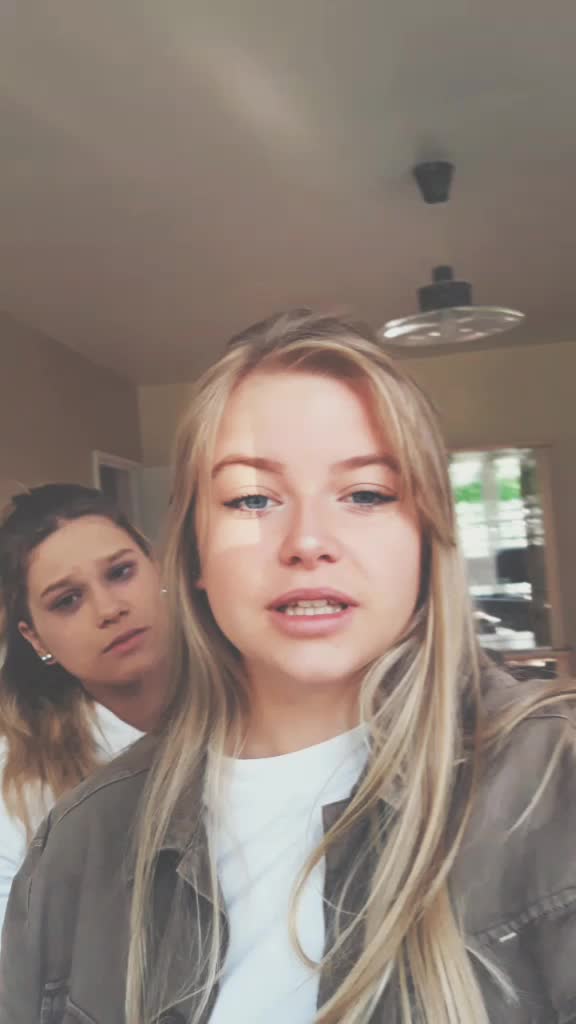 @&aring;ňňė-ĺ&aring;ůŕė
