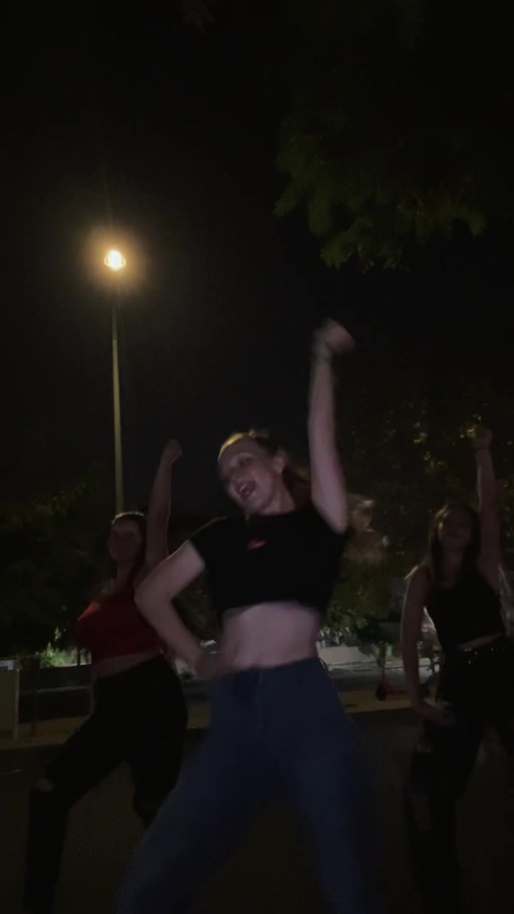 @LilyMaeSilverstein