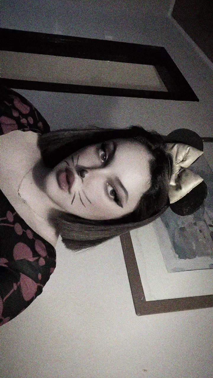 @La Ella🎀