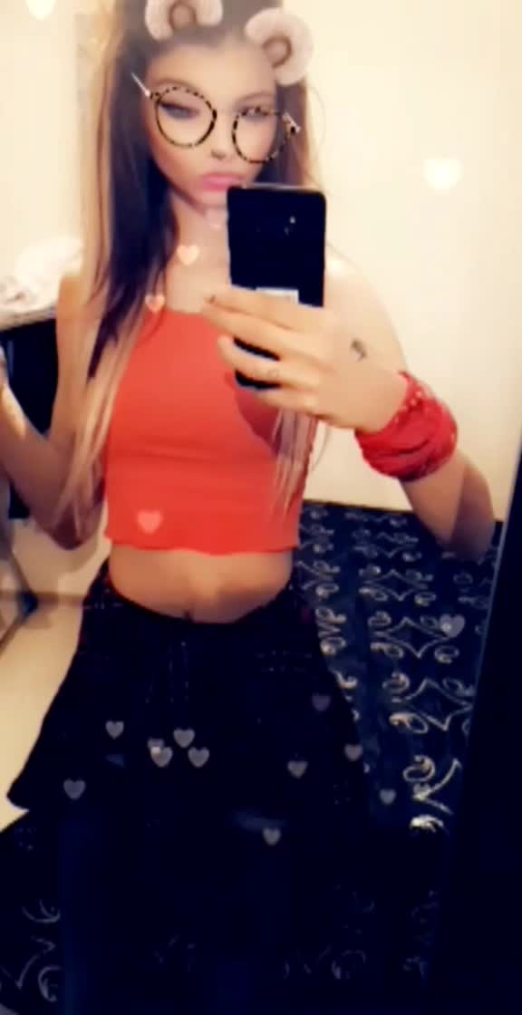 @ayca akkaya😋😎