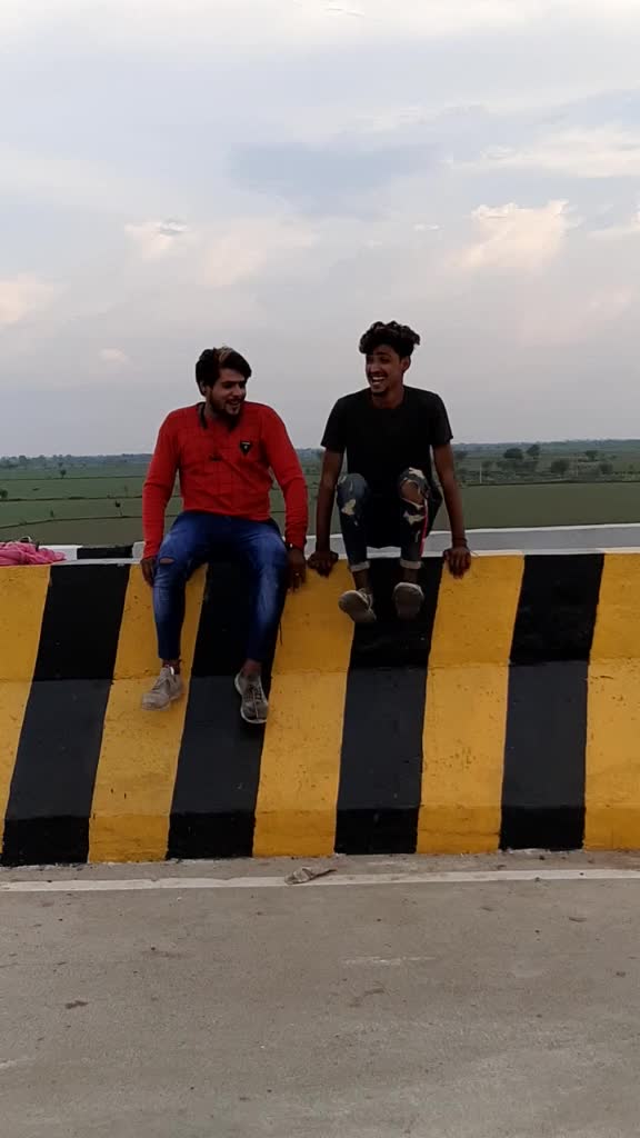 @Yaaron Ki Jaan Yaaro