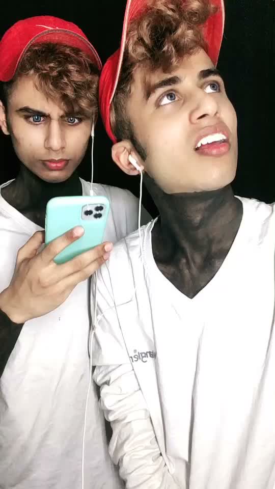 @twins brothers ✹