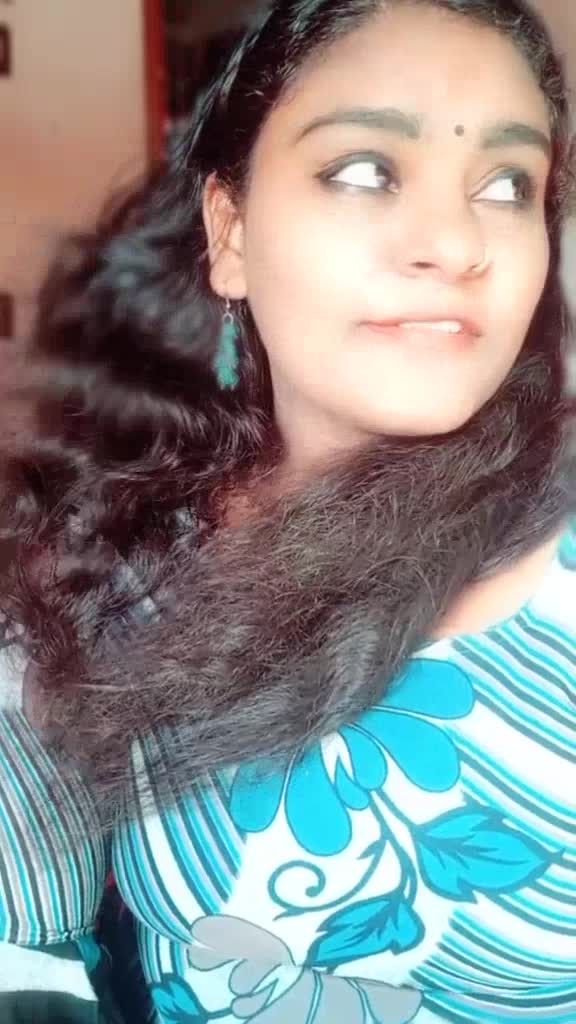 @ÜRS__PRIYA :)🥰