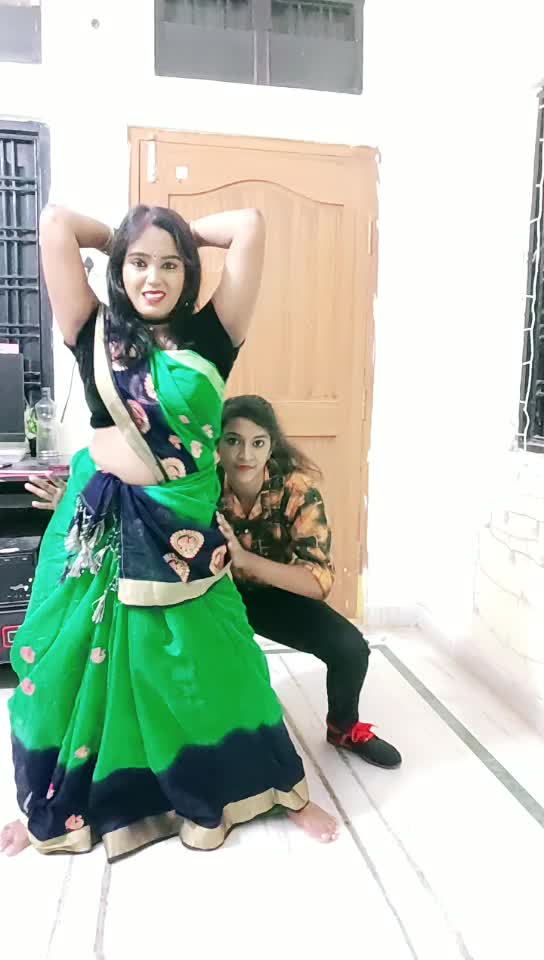 @niharika_konaparthi