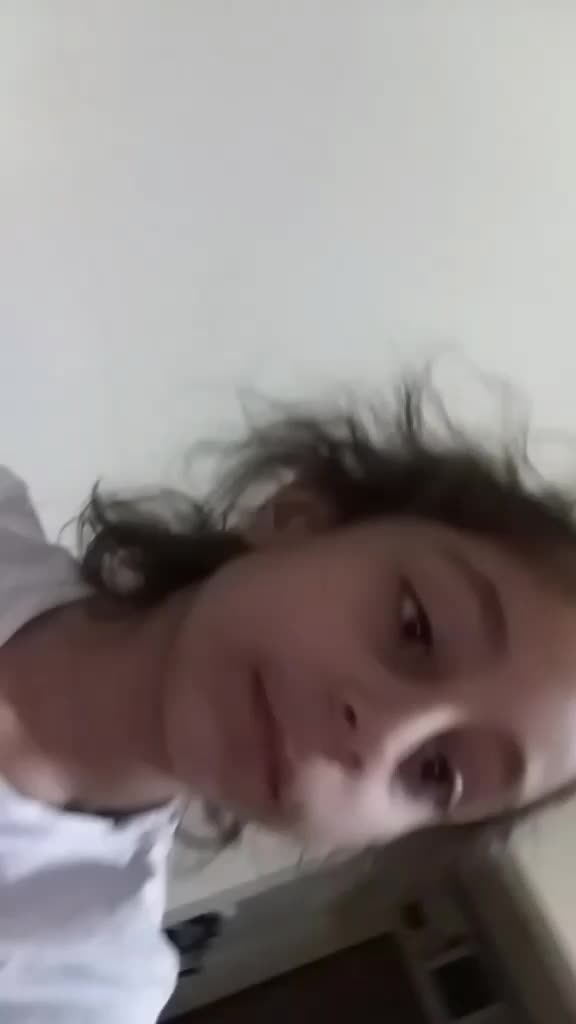 @ellakiss
