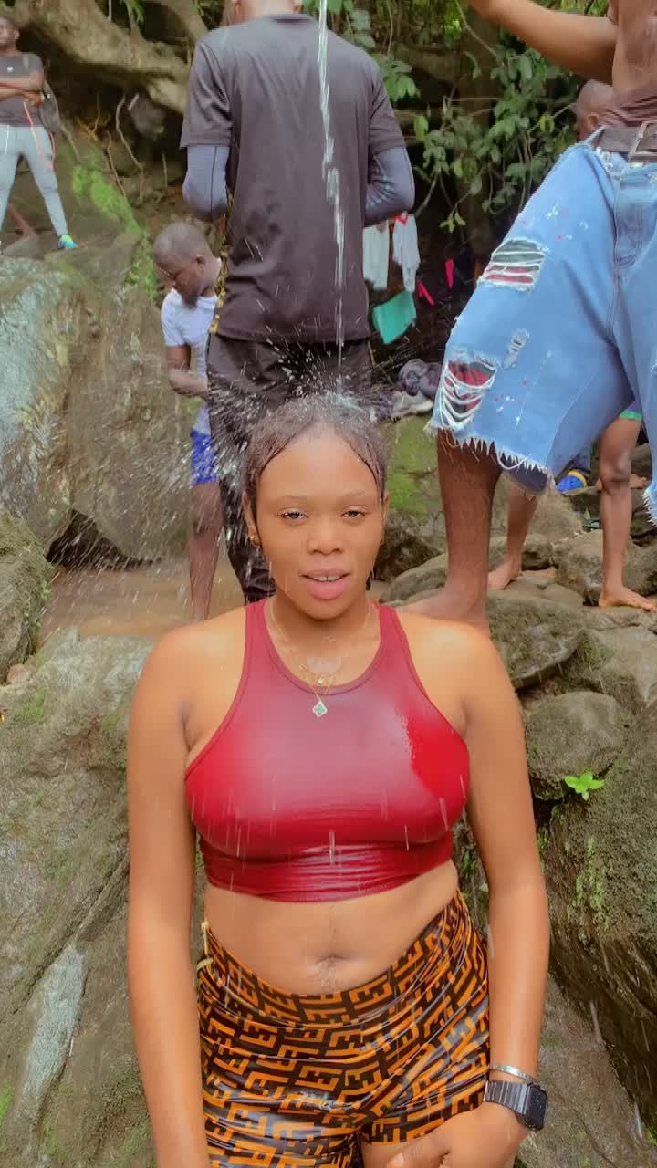 @QUÉENIE ♥️🔒💚OCHANYÁ🥷🖤