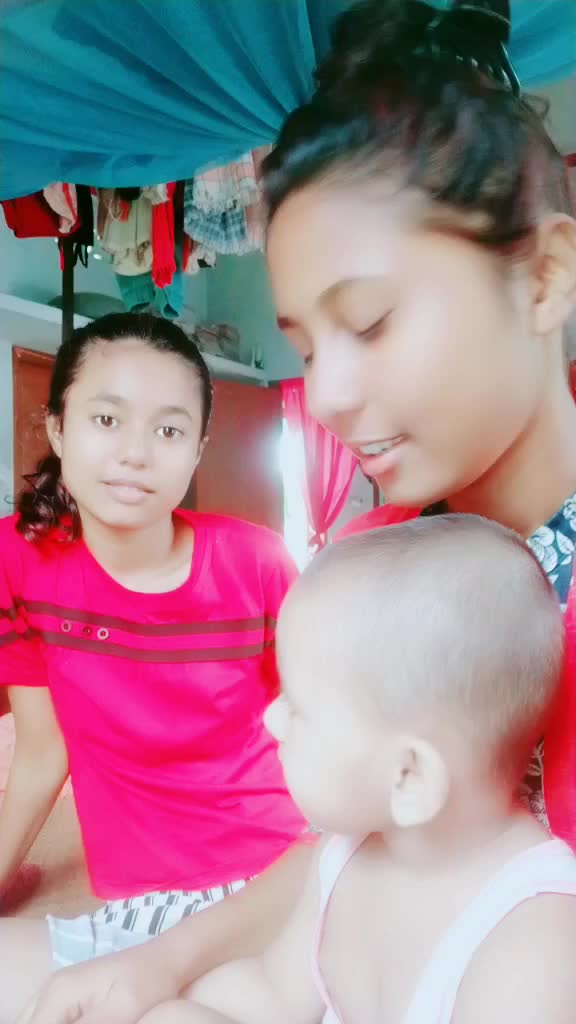 @𝓔𝓵𝓪 𝓣𝓪𝓷𝓲𝓪