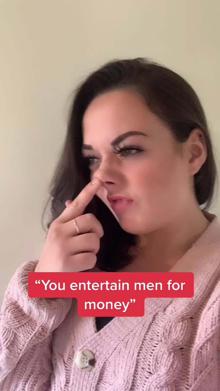 @DeLulu
