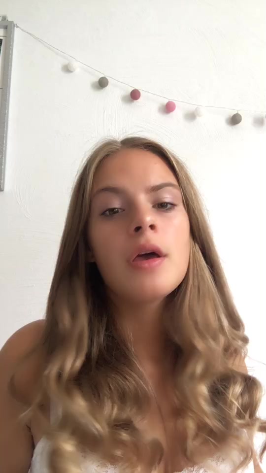 @Sandyleyley