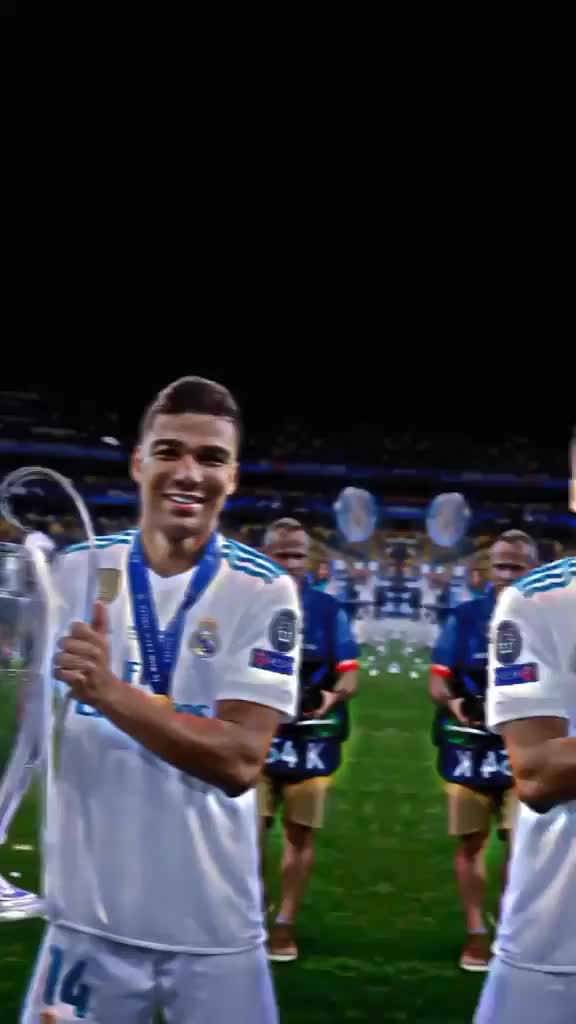 @Crsteino RonaldoI dare you