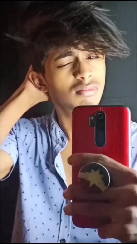 @𝓡𝓸𝔀𝓭𝔂😜