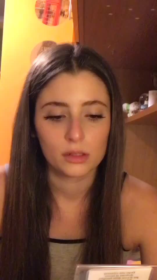 @👸🏽