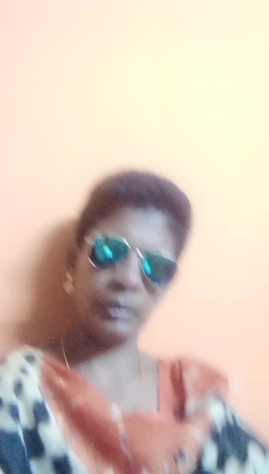 @eswarikumar