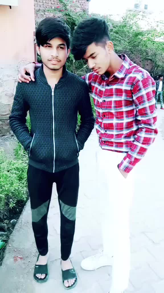 @👑Arnav Thakur👑